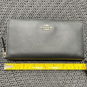 Coach Black/Gold Accordion Zip Wallet